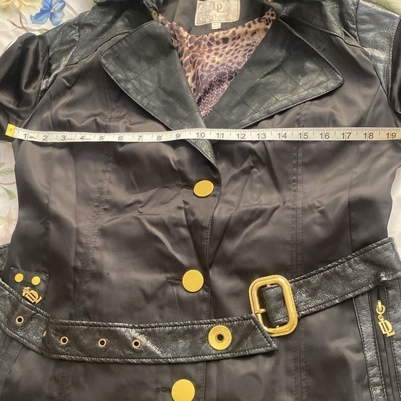 CLOAK DE’Lizza exclusive Internațional Corporation - Picture 13 of 16